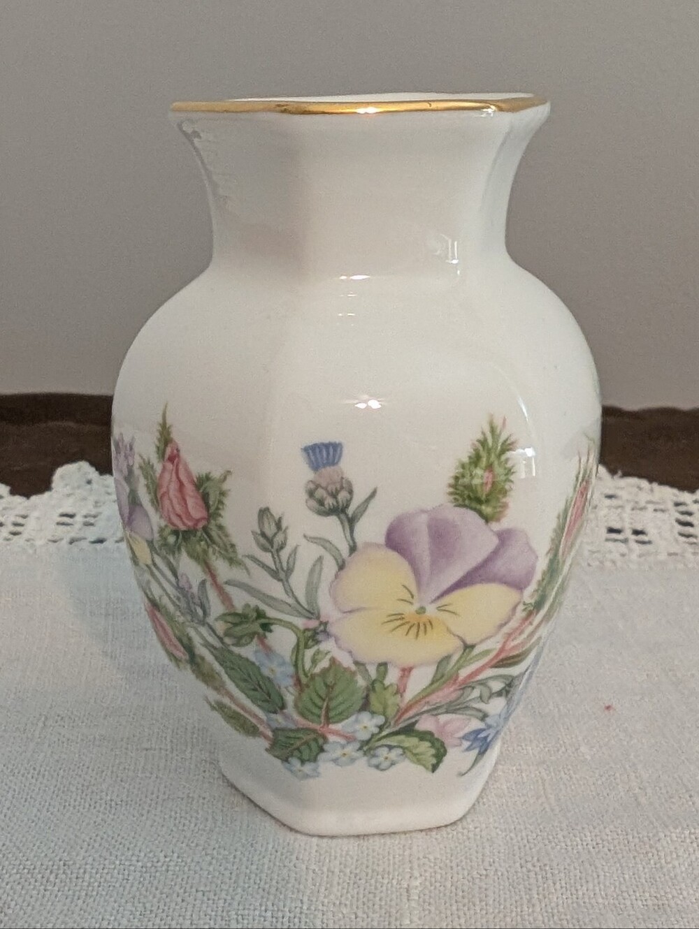 Aynsley Wild Tudor Fine Bone China 3.25" Vase